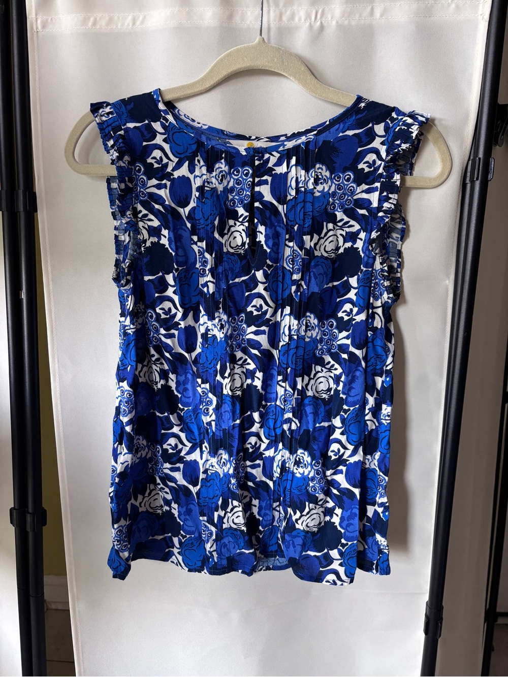 Boden Royal Blue & White Floral Pintuck Sleeveless Top